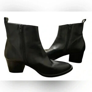 Intentionally Blank Black Boots